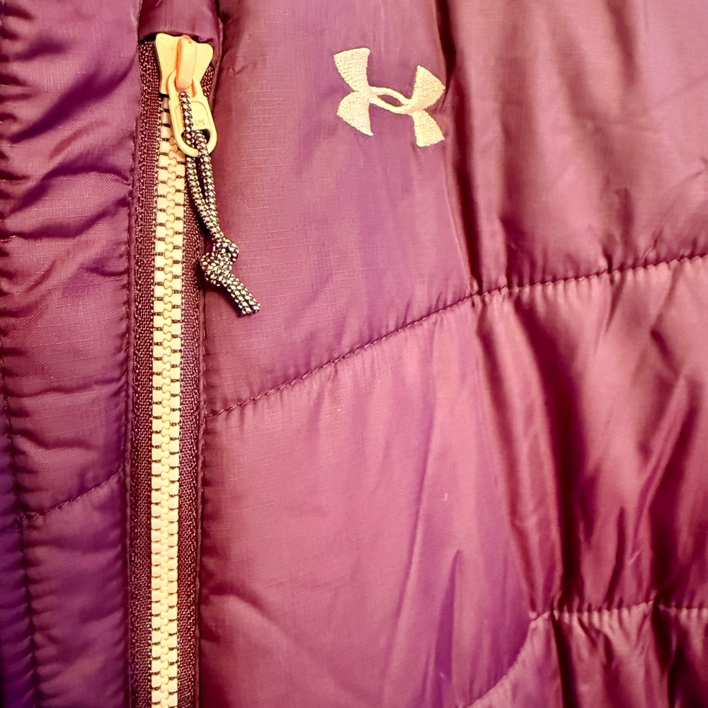 Under Armour Maroon and Peach Quilted Puffer Jacket Coat Women’s Winter Outdoor - Picture 4 of 9